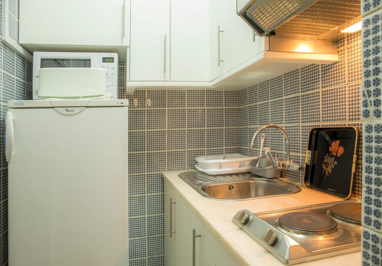 A28 - The Sea Wink Studio Apartment Алвор Екстериор снимка